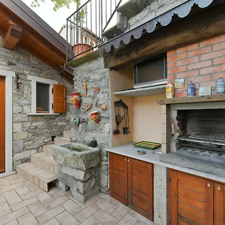 Holiday home Lulu Baveno
