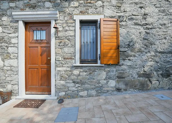 Lulu Semesterbostad Baveno