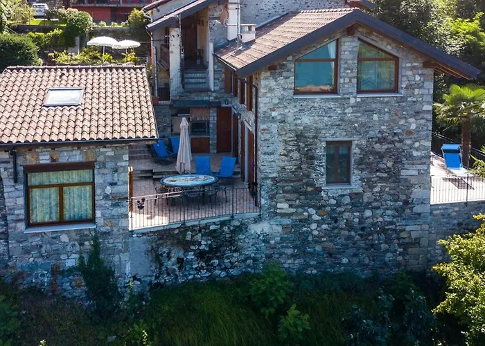 Semesterbostad Lulu *